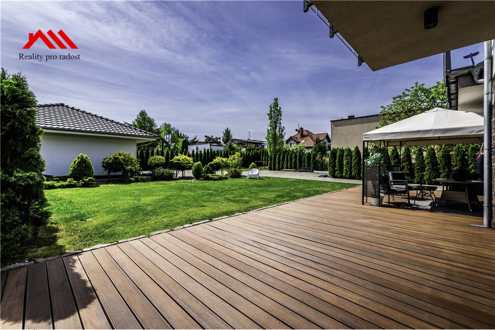 L_4fd220bda7d94c3b9830c73b5eafc046