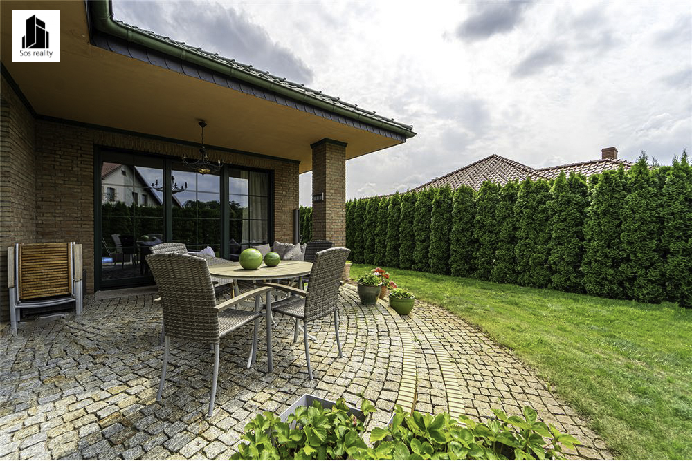 L_5ccabd8aab4d4f5baa0a59d2d6890c8b