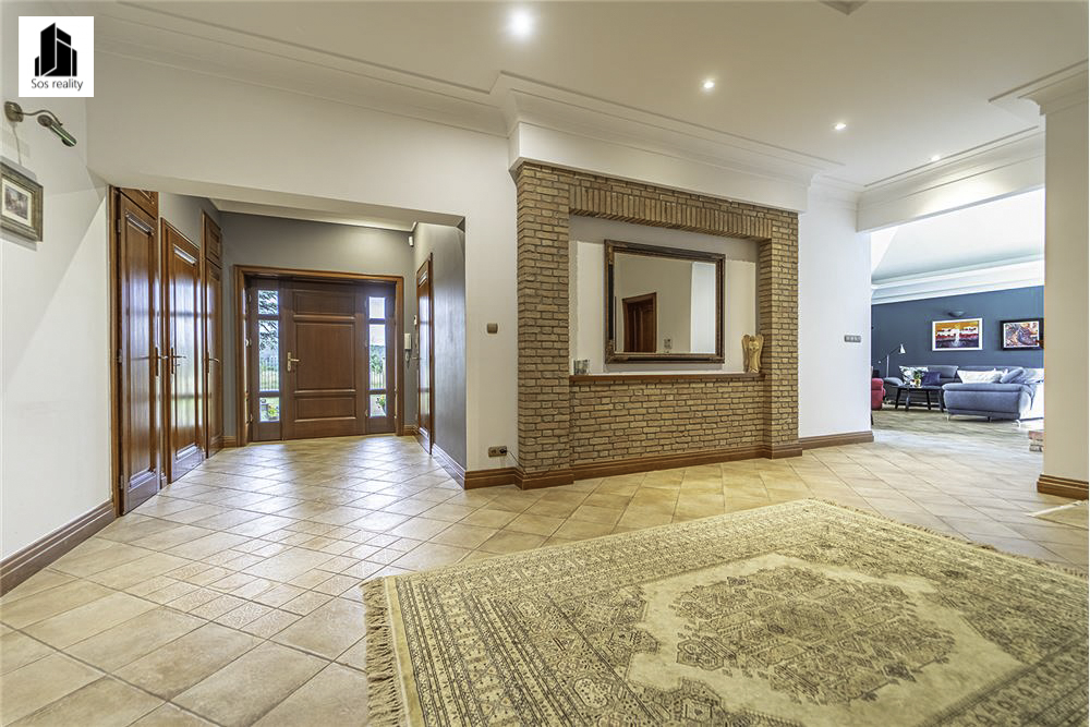 L_8521687988a6481ea8abe6e8a2936942