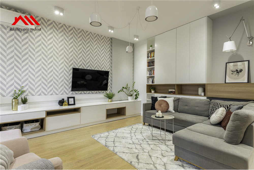 L_a99c115143cf4bcb9de146020ac386ca