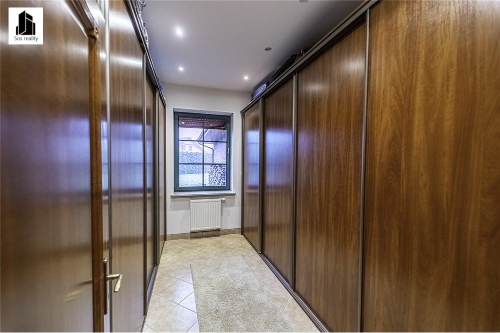 L_af4336a556d94c7592fecbad063fc81e