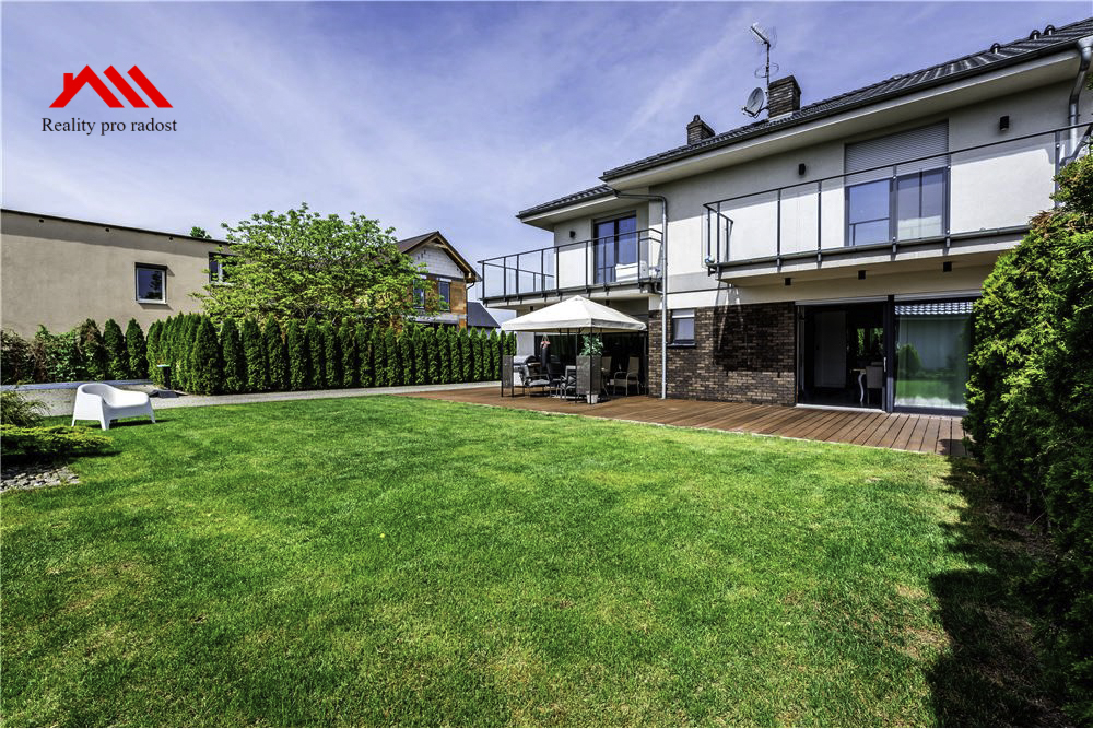 L_ea26d222da3644679273d4bd6e9f8814