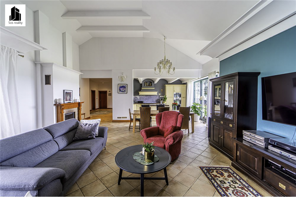 L_eeaa579210e84ce9909f0cae0a6708bb